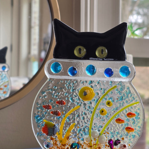 Kitty in a Fishbowl